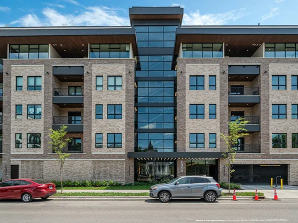 1014 16th Ave S #210, Nashville, TN 37212