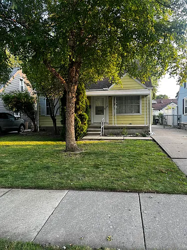 22324 Downing St Photo 1