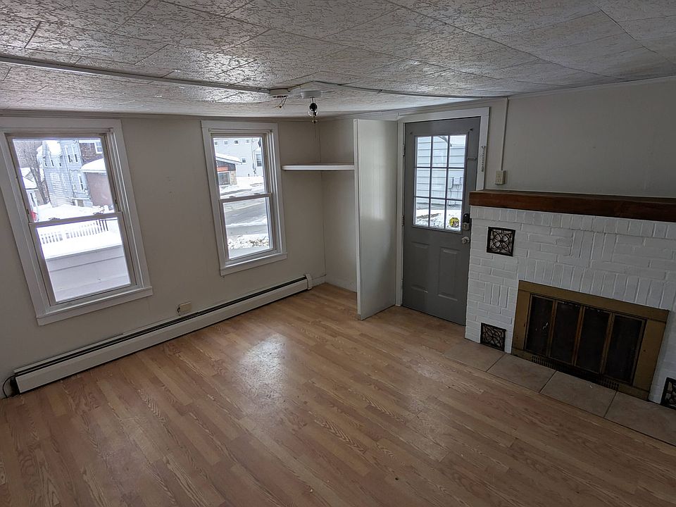2nd image of 255 Main St #1