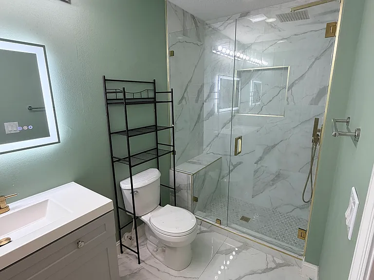 142 NW Dorchester St — Photo 14