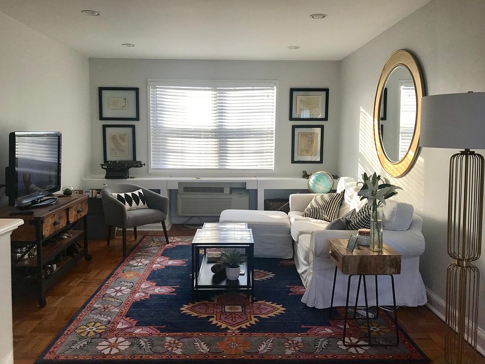 1st image of 1730 W Abingdon Dr APT 201