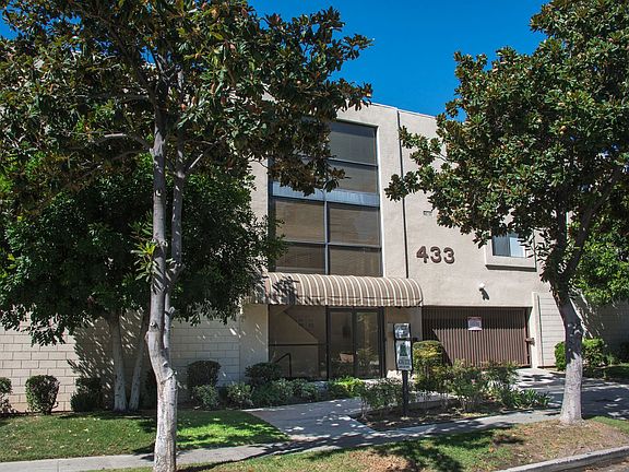 3rd image of 433 N Louise St APT 307