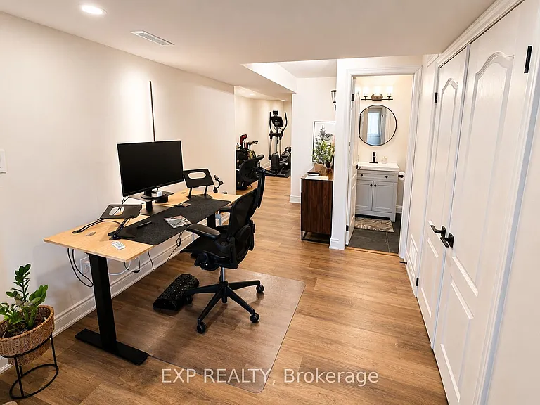 77 Hollybrook Trl — Photo 11