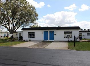 12 Hamlin Ct, Lehigh Acres, FL 33936