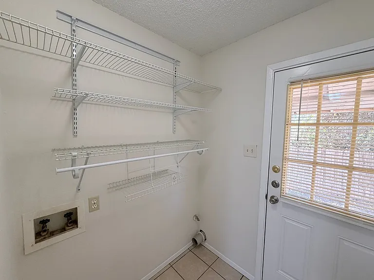 2303 Whitlow Cv — Photo 27