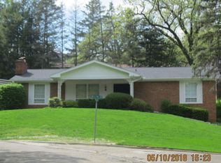 1100 N 5th St, Clinton, IA 52732