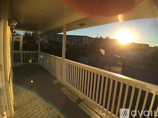 1st image of 447 Caviar Dr