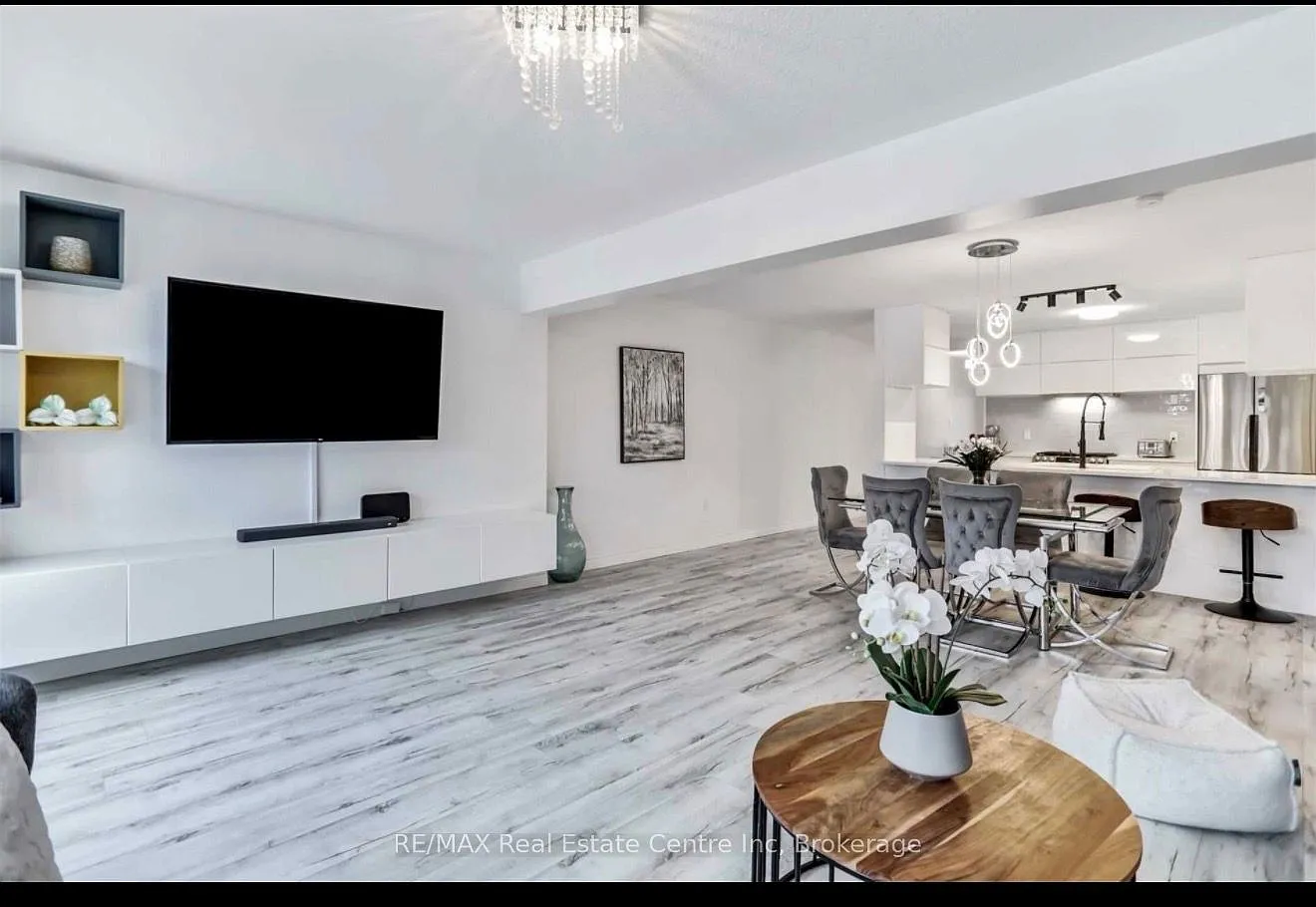 3 bed, $3,300 — Photo 3