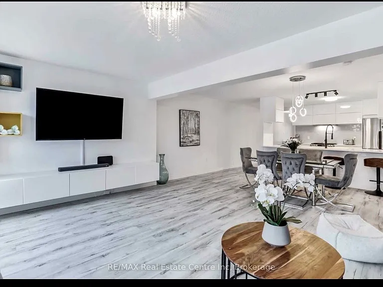 88 Mussen St — Photo 3