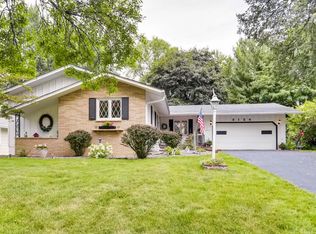8124 38th Ave N, New Hope, MN 55427