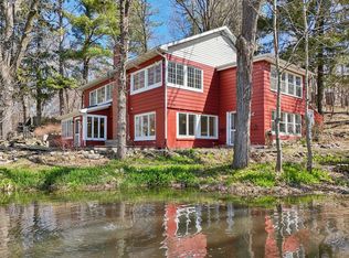 149 Oakwood Ave, Edgerton, WI 53534