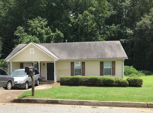 3421 Lineview Dr, Ellenwood, GA 30294