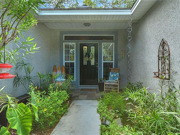 4th image of 122 Ashwood Way