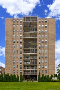 65 Glenbrook Road #6F, Stamford, CT, 06902