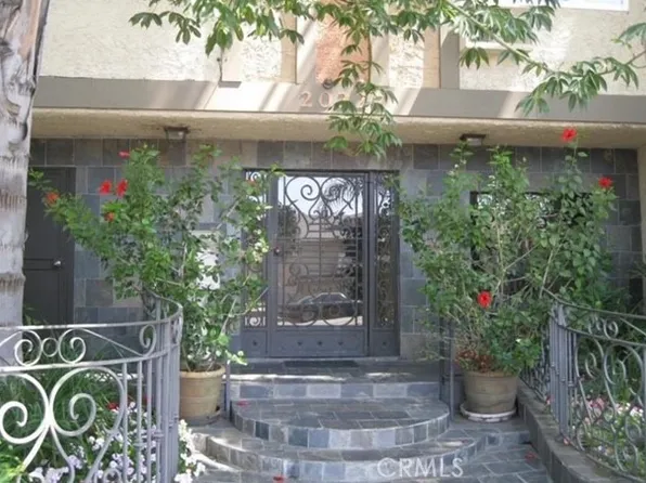 20327 Saticoy St Unit 205, Winnetka, CA 91306