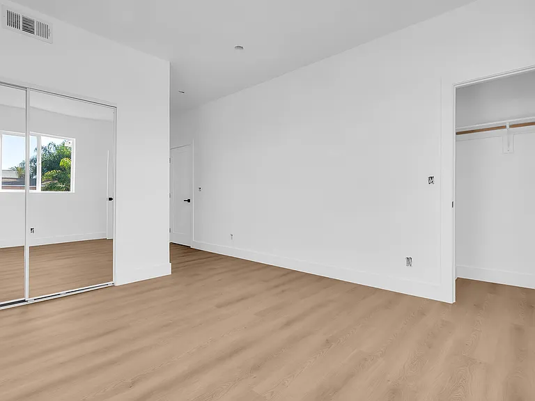 2821 Blanchard St #1 — Photo 3