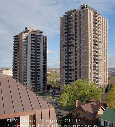 View of both Summit House towers