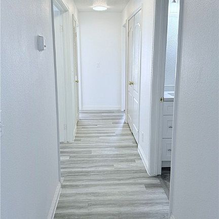 4th image of 1900 N Torrey Pines Dr Unit 211