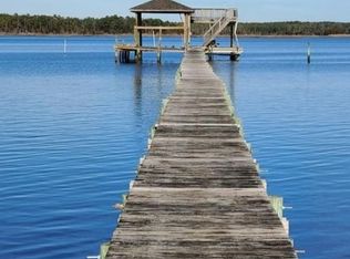 9643 Glass Rd, Hayes, VA 23072