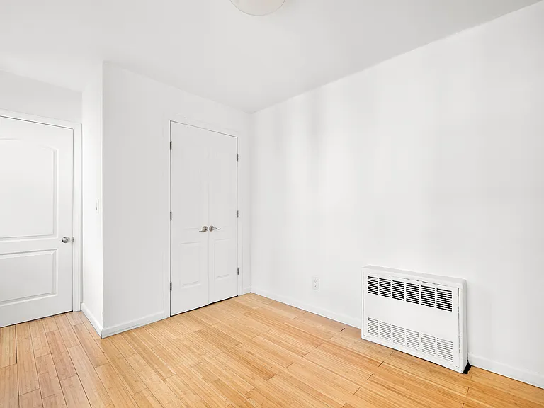 340 E 90th St #6B — Photo 5