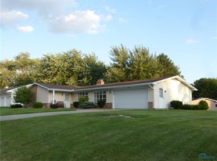 1814 Middle Ct, Bryan, OH 43506