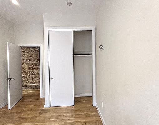 5th image of 3660 Broadway #67A