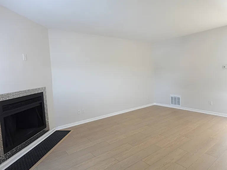 1726 Marywood Ave #1726 — Photo 10