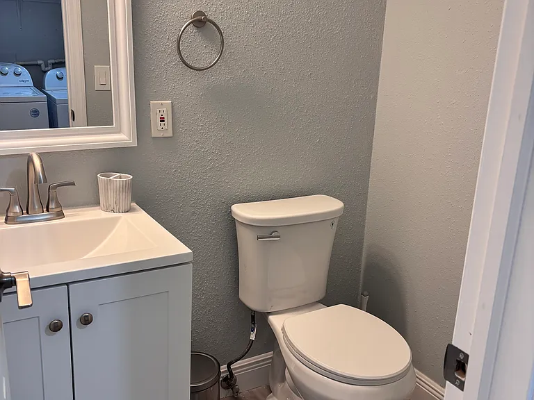S Betty Ln — Photo 8