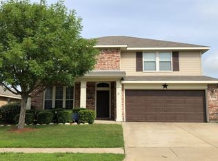 9213 Oldwest Trl, Fort Worth, TX 76131