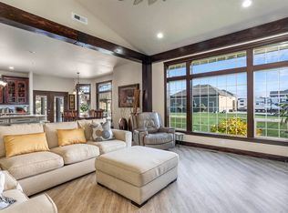 3017 N Road 56, Pasco, WA 99301