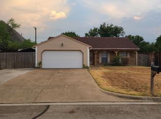 1114 Silverlake Dr, Grapevine, TX 76051