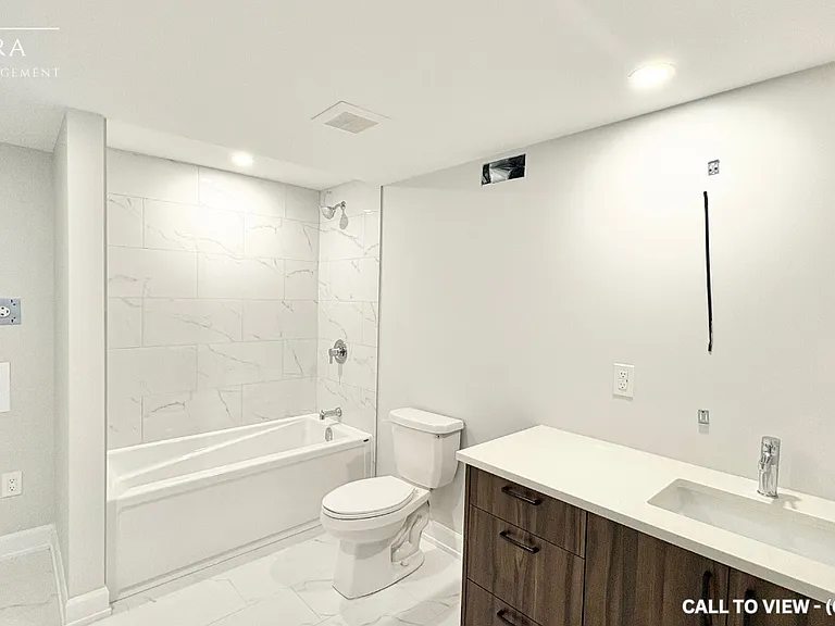 784 Walton St #2 — Photo 7