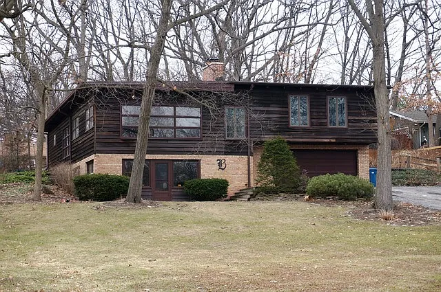 12444 S 79th Ave photo 1