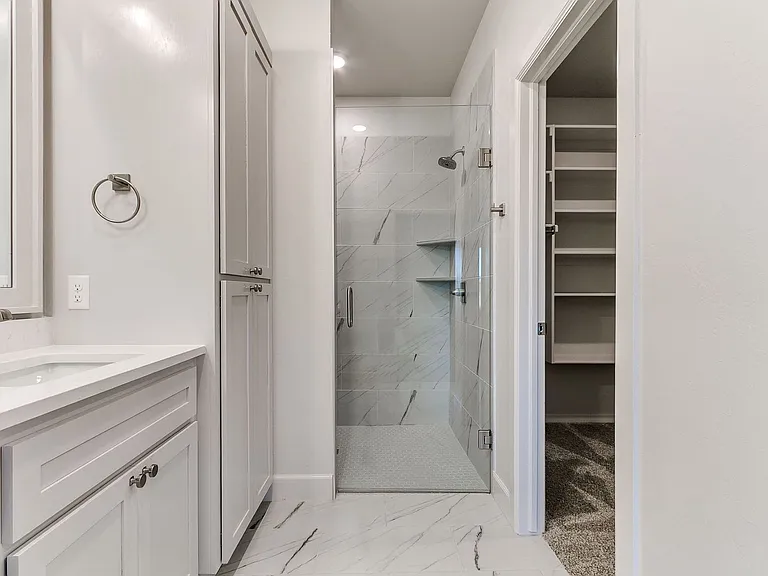 16025 Zamora Ln — Photo 44