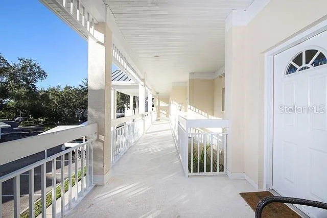2 bed, 2.0 bath, 1215 sqft, $2,950 — Photo 2