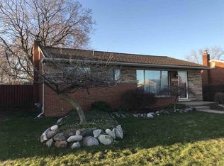 11819 Hovey St, Warren, MI