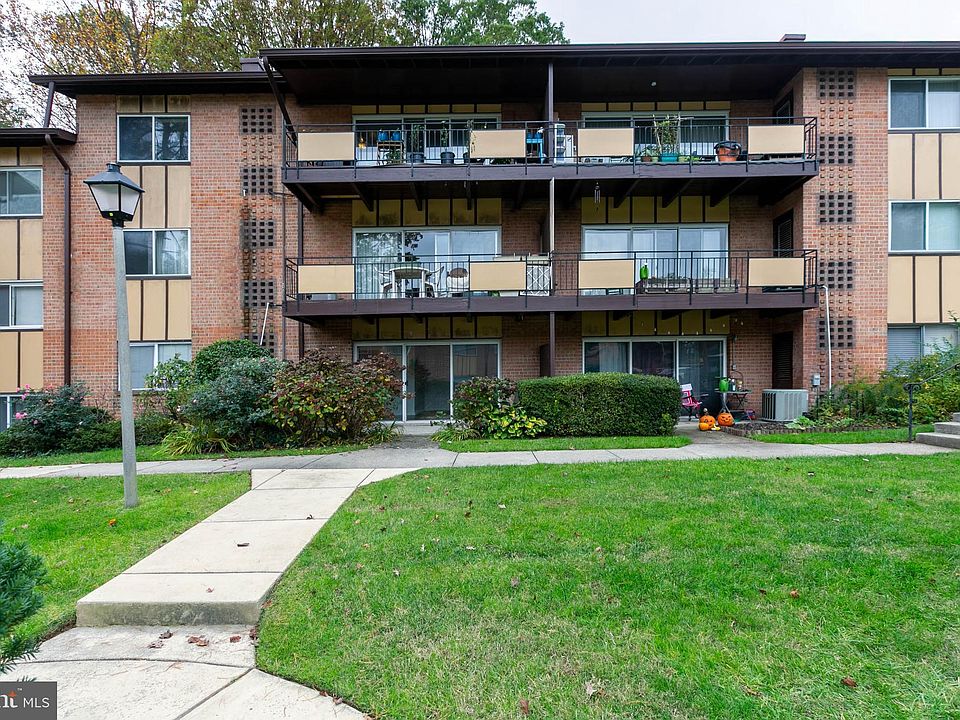 1st image of 10169 Fair Woods Dr #105