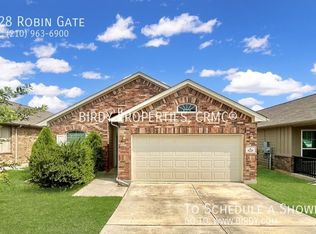 8228 Robin Gate, Selma, TX 78154