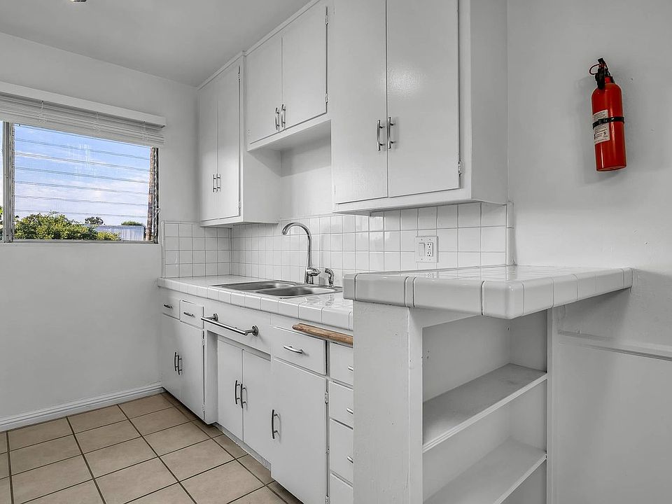 1st image of 4926 August St APT 19