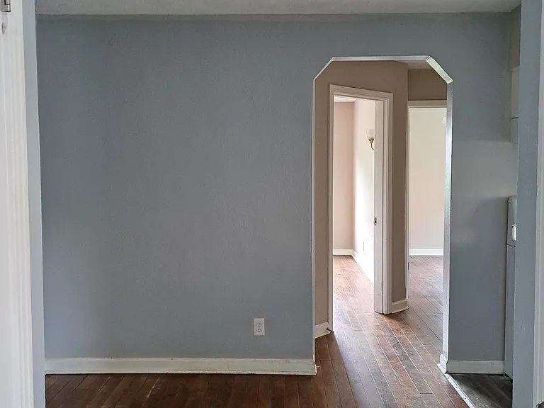 547 Hadley Ave #3 — Photo 13