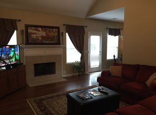 233 Foster Dr, White House, TN 37188