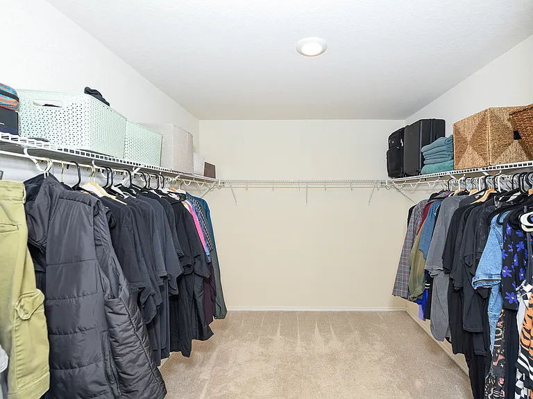 809 Beacon Hts — Photo 25