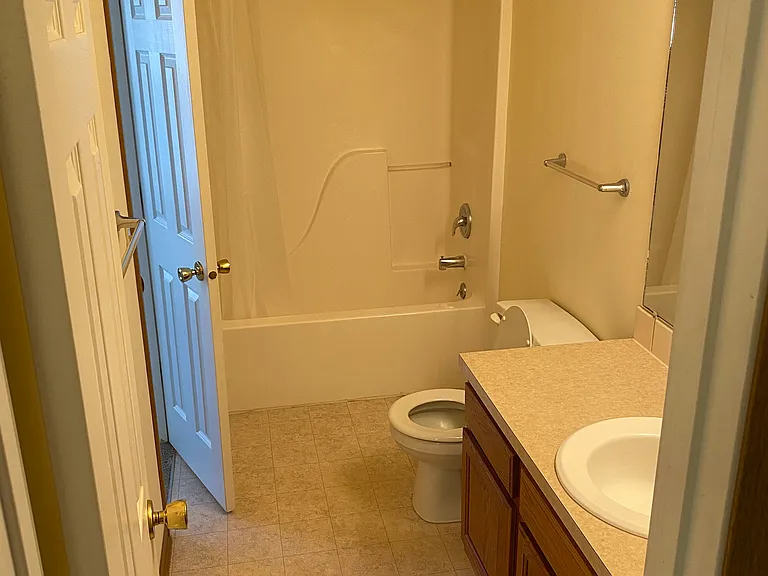 3300 Dudley St #2 — Photo 14