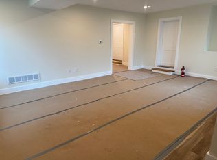 1178 Horseshoe Pike APT A, Downingtown, PA 19335