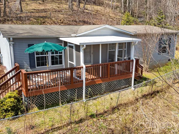 403 Youngs Gap Rd, Fletcher, NC 28732