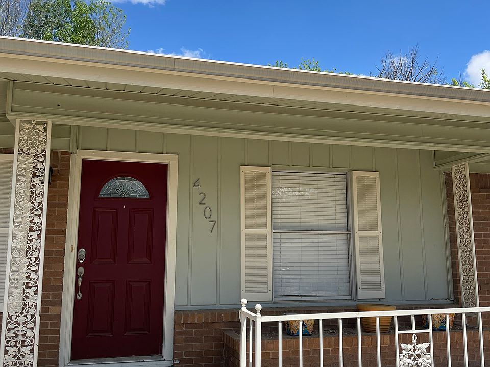 1st image of 4207 Waikiki Dr