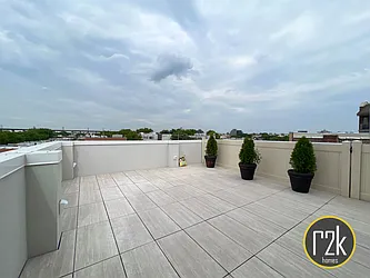 Rented by Realty 2000 Corp