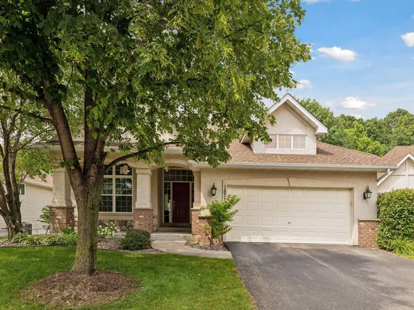 18716 Farmstead Cir, Eden Prairie, MN 55347