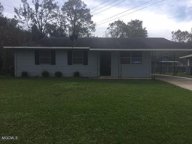 1st image of 115 Linda Cir