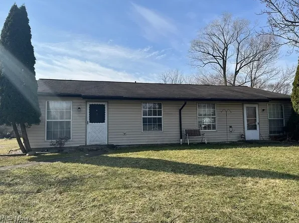 3013 Hilton St NW, Massillon, OH 44646